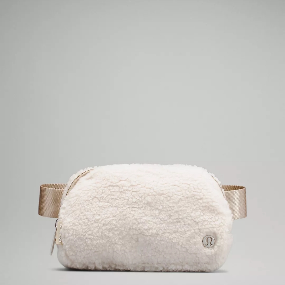 NWT ❄️ Lululemon Everywhere Belt Bag Fleece *1l Natural Ivory/Trench ❄️